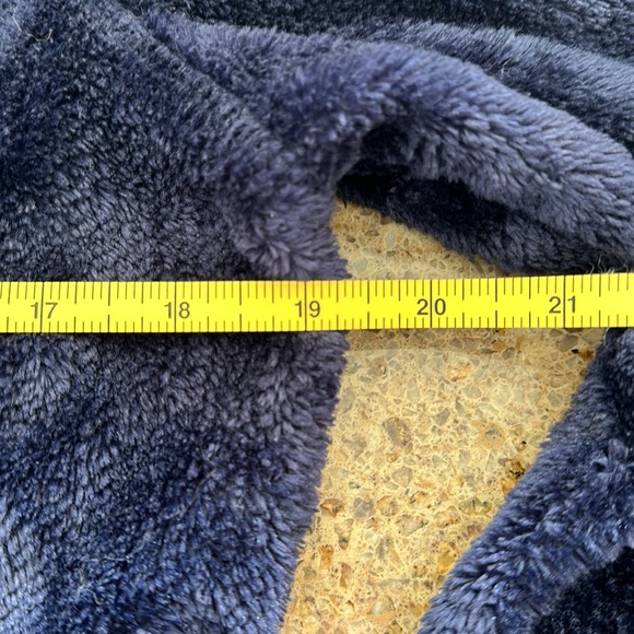 NFL New England Patriots Women’s Sherpa fuzzy north face like jacket small great - Picture 5 of 14